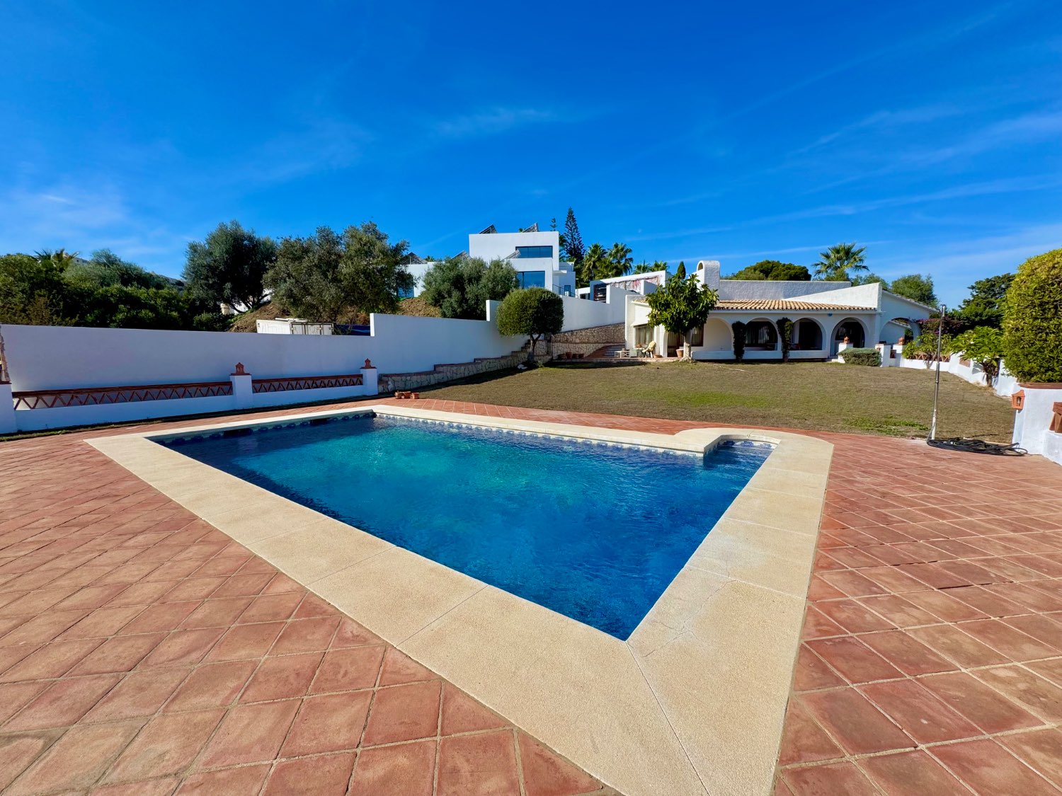 Villa till salu i Hipódromo-Cerrado del Águila (Mijas)