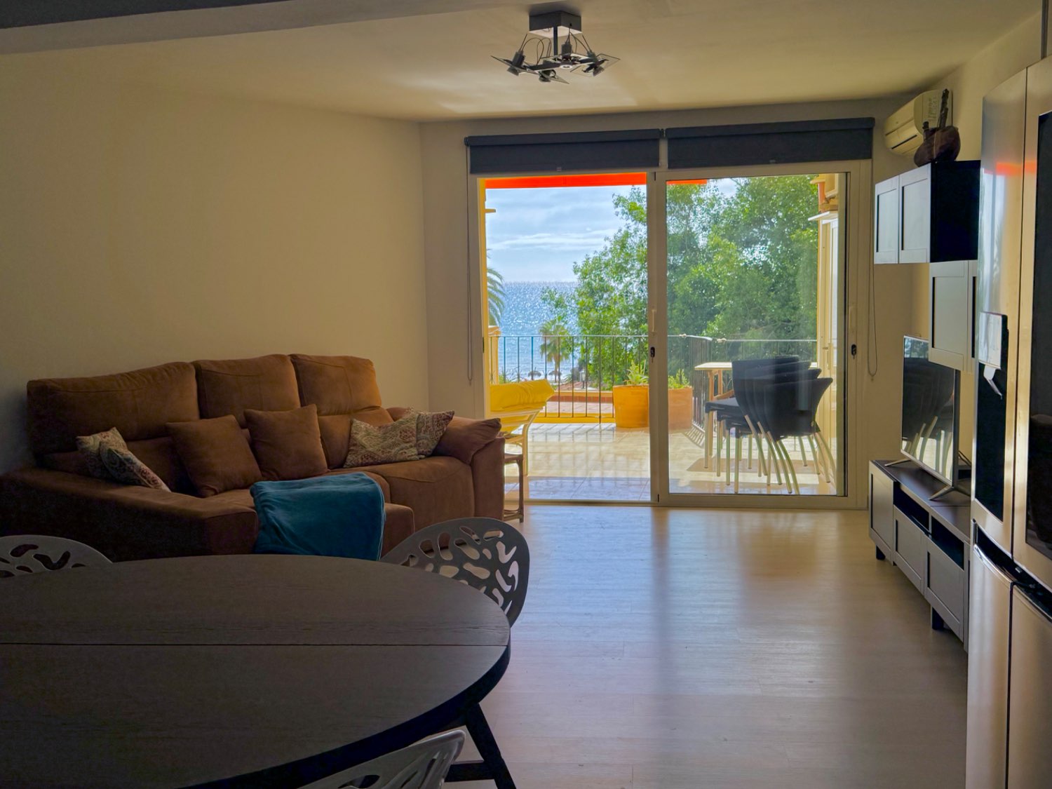 Amplio y luminoso apartamento con espectaculares vistas al mar
